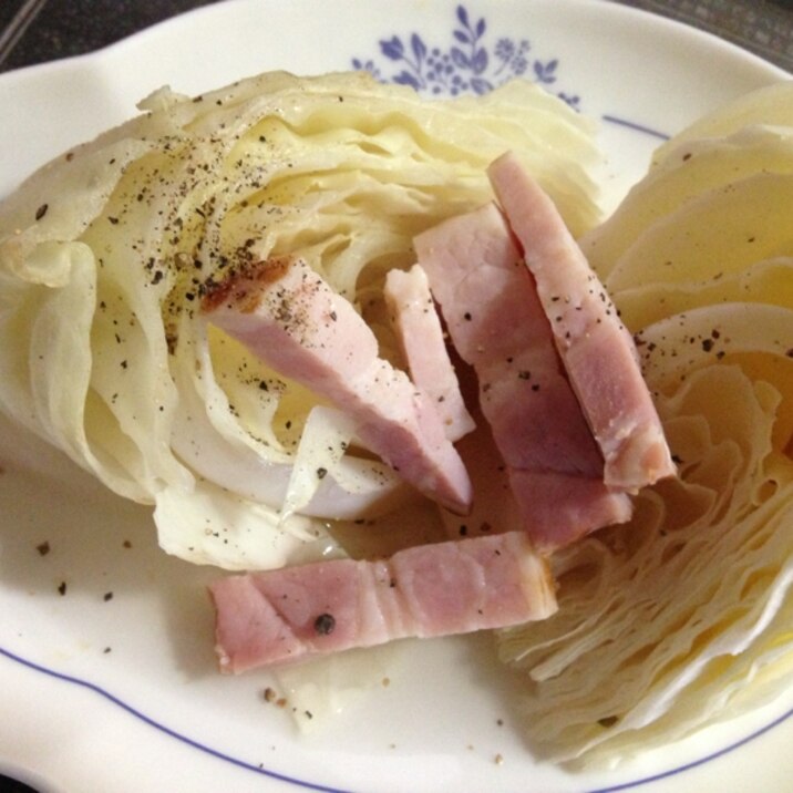 キャベツのワイン蒸し